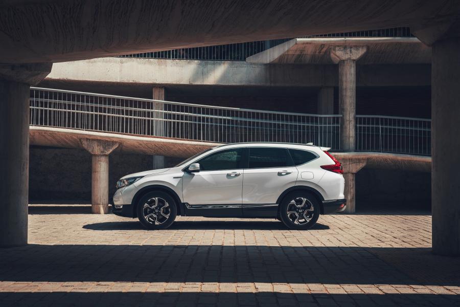 Honda CR-V Hybrid 2018 года  (EU) (фото 6 из 56)